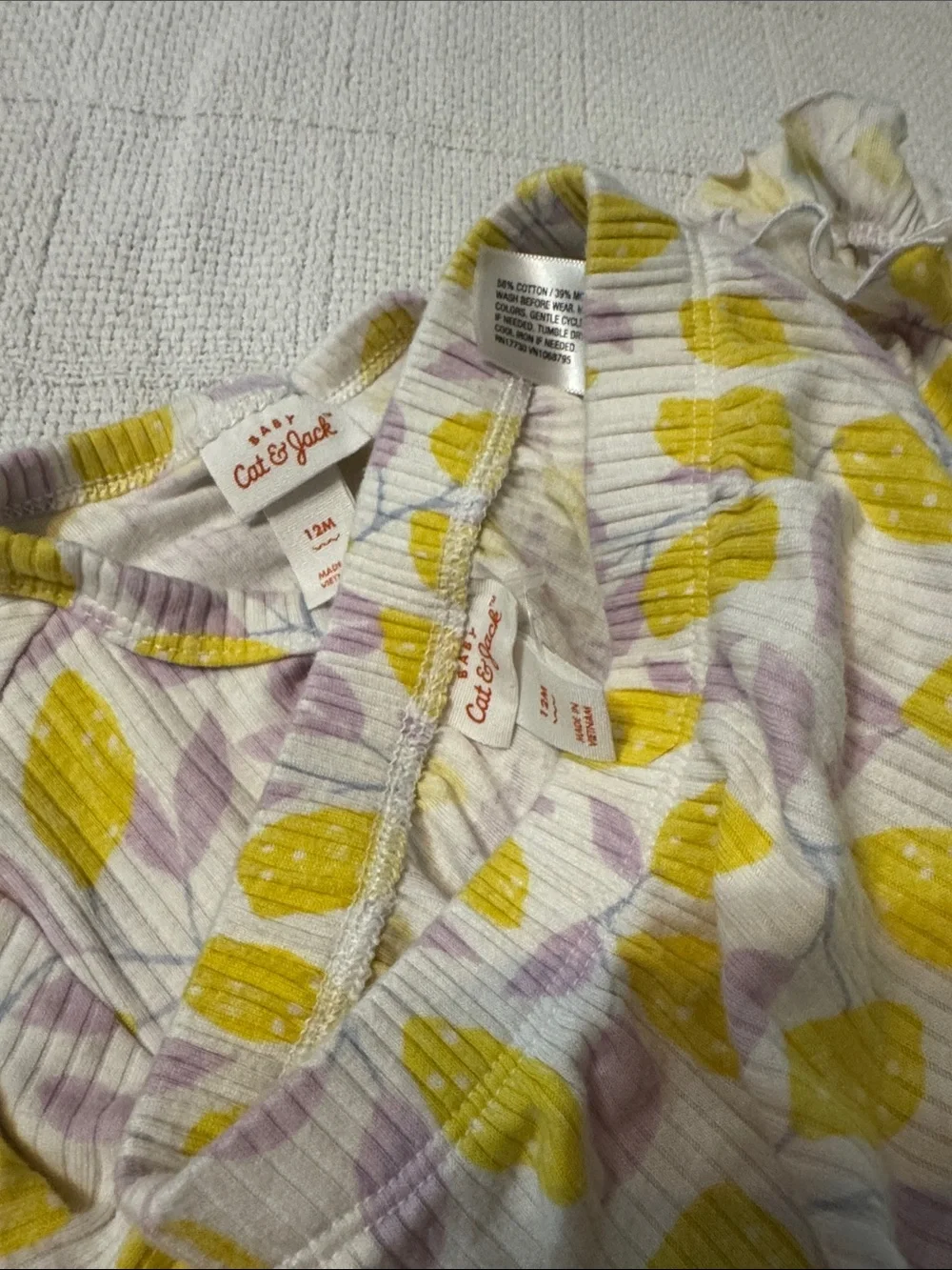 Cat & Jack White Short Sleeve Pajama Set with Yellow Lemon Print